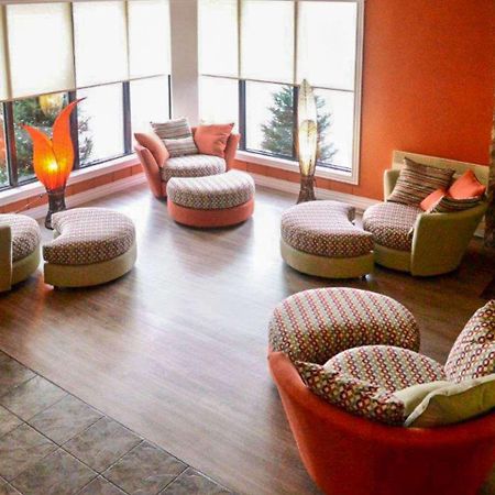 Rodeway Inn Grand Falls Buitenkant foto