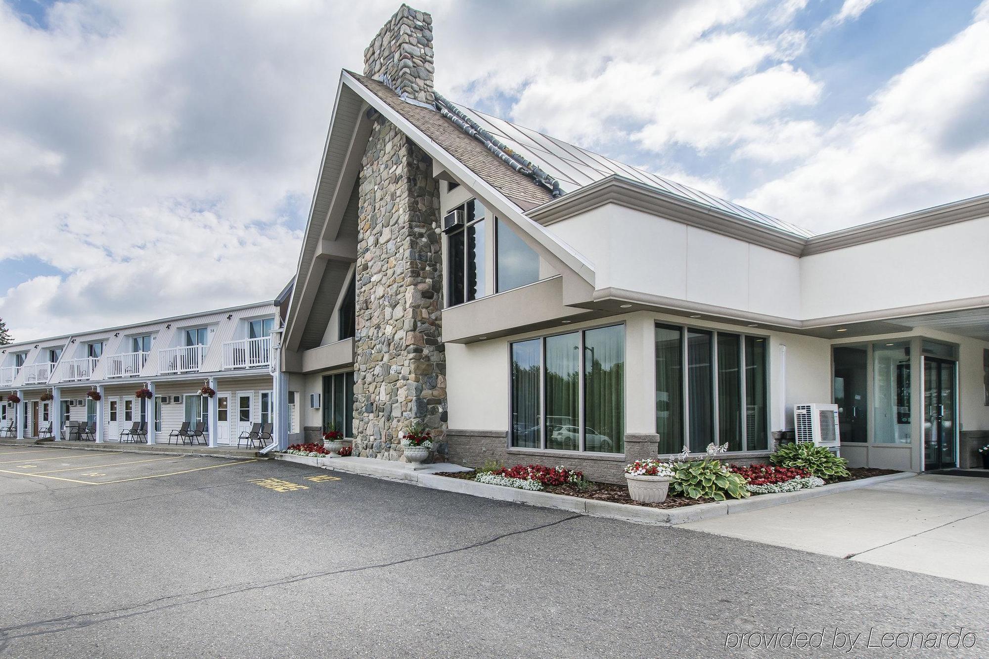 Rodeway Inn Grand Falls Buitenkant foto